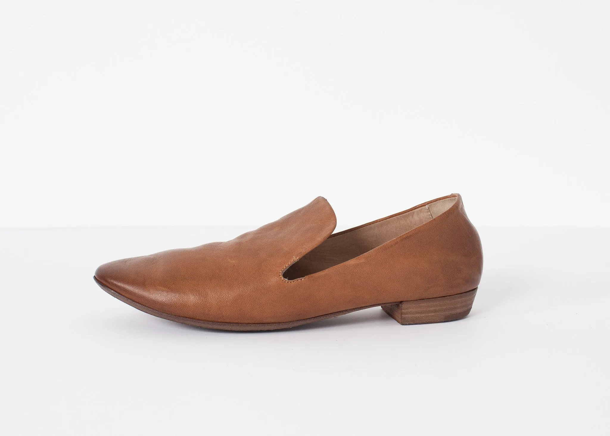 Basic Loafer - A Stylish and Fashionable Choice