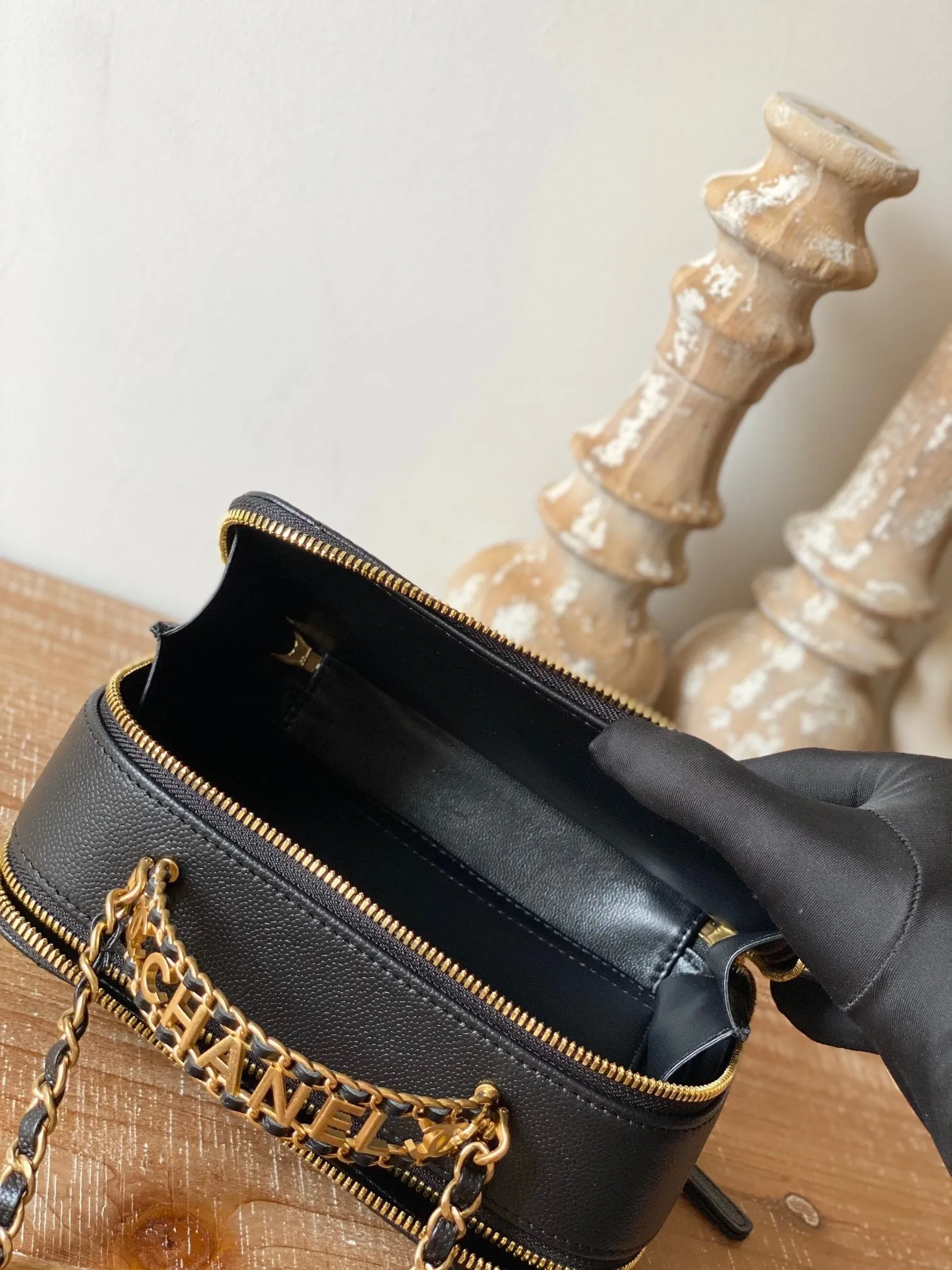 CHL Small Vanity Case Gold Hardware Black For Women, Women&#8217;s Handbags, Shoulder Bags 5.9in/15cm AS3228 B08008 94305
