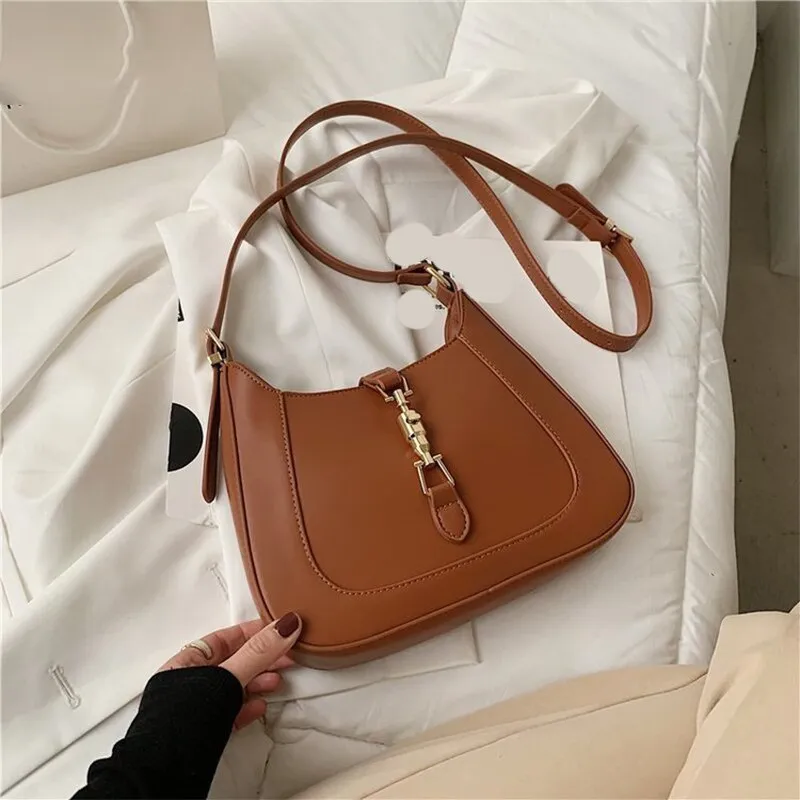 Christmas Gift 2021 Women's Retro Fashion Baguette Bags Underarm One-Shoulder Messenger Bags Large Capacity Handbags For Spring Summer