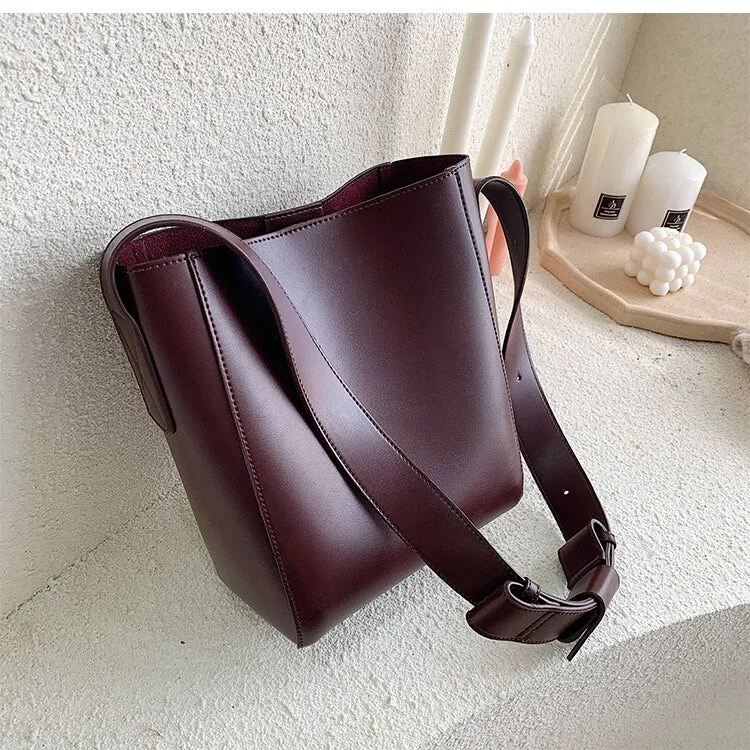 Christmas Gift casual wide strap bucket bag designer women shoulder bags luxury pu crossbody bag large capacity messenger bag simply purse 2021