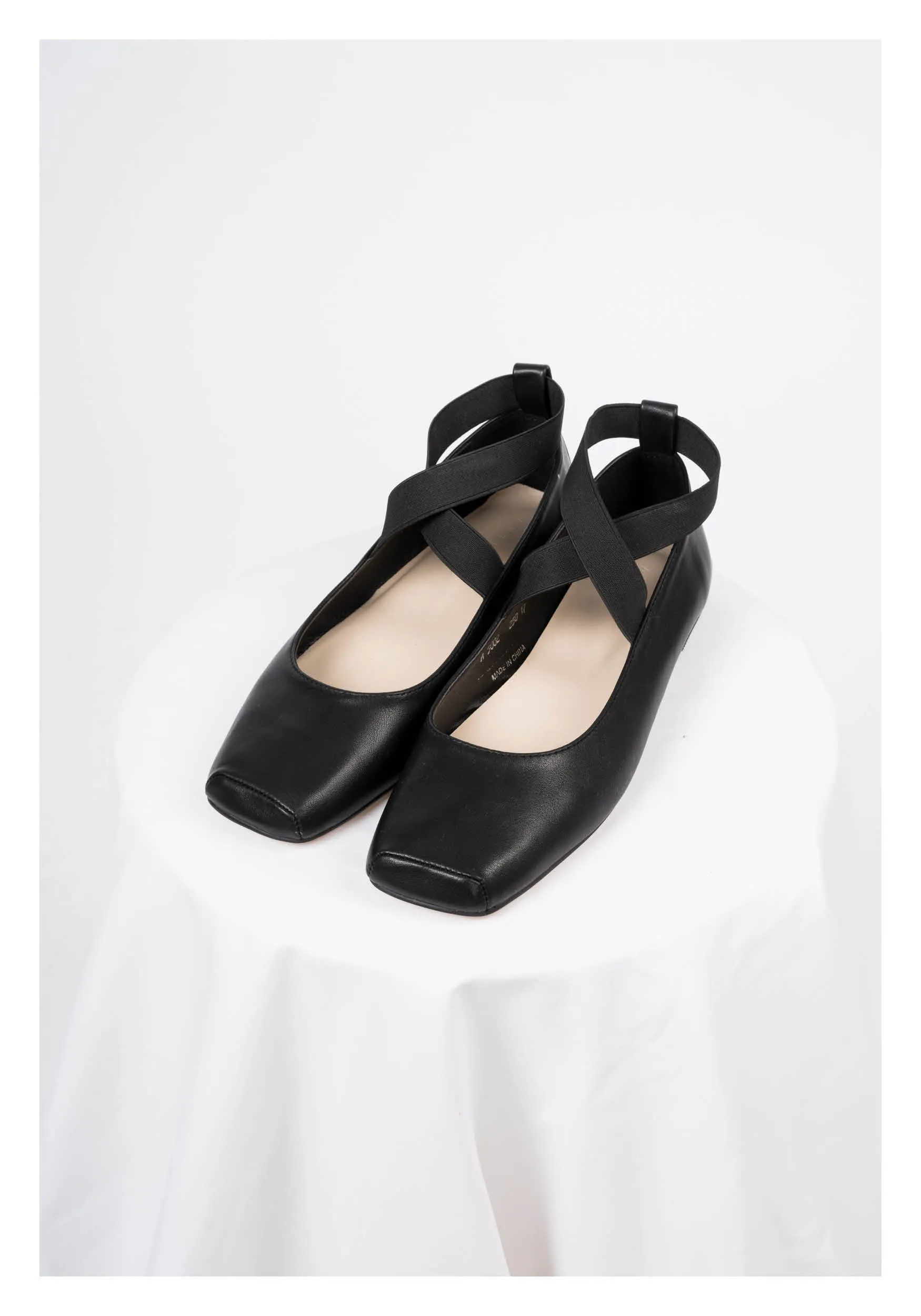 Square Toe Ballet Flats Black