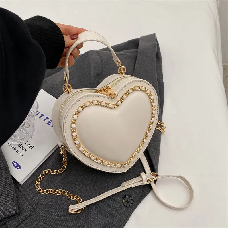 Women's Fashion Love-Shaped Large Capacity Chain Shoulder Messenger Bag